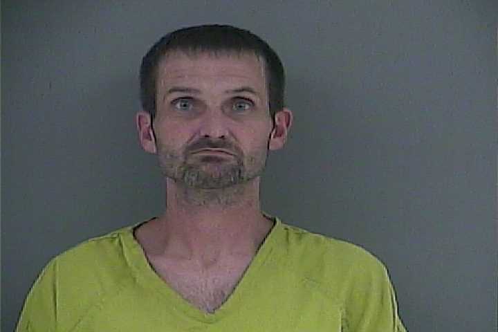 Mugshot of JOHNATHAN U MIZE
