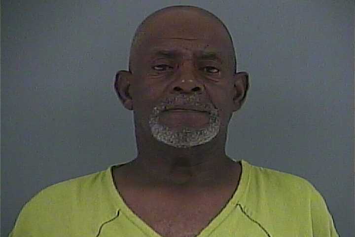Mugshot of FREDDY L SR GOLDEN