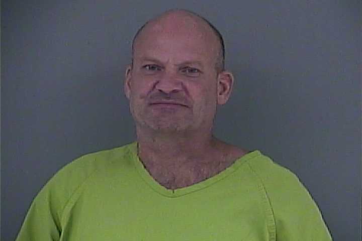 Mugshot of DAVID W JR LATHAM