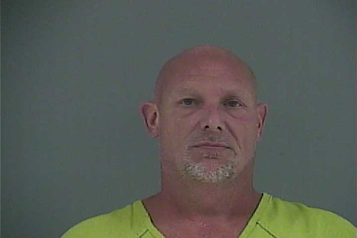 Mugshot of WILLIAM E LOWE