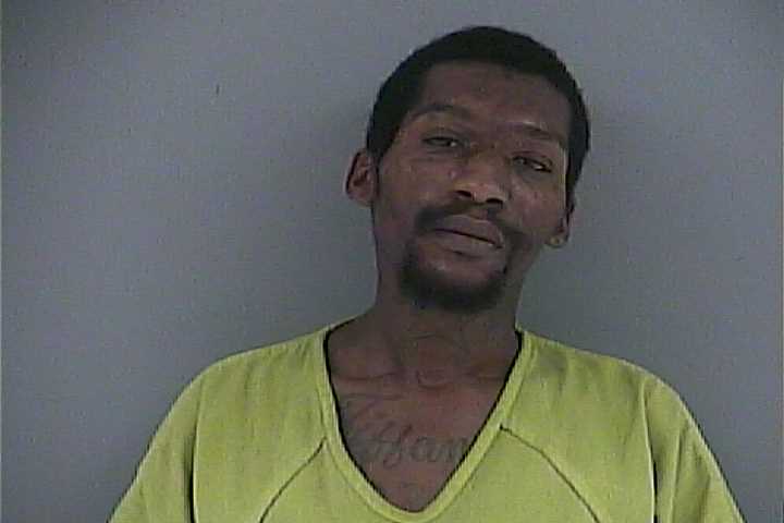 Mugshot of KAVONTE J CARSON