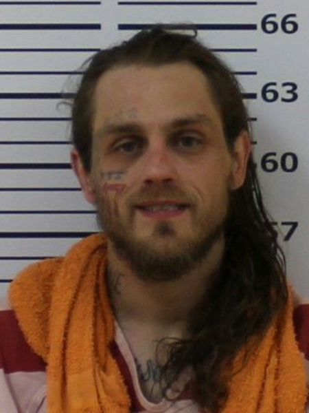 Mugshot of DAKOTA EDWARD HOLSCLAW