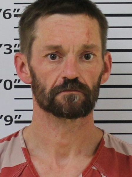 Mugshot of CLIFFORD E CARRIER