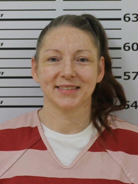 Mugshot of GENISE CARRIE KNIGHT
