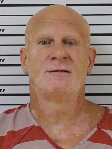 Mugshot of ROBERT DEWANE MACK HUGHES
