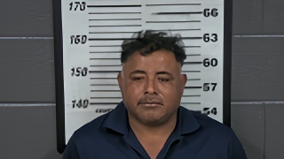 Mugshot of FRANCISCO J VELASQUEZ