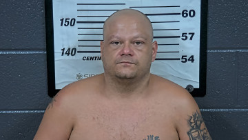 Mugshot of BRIAN D HENRY
