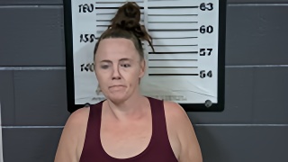 Mugshot of MEGAN N HYDER