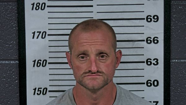 Mugshot of CHRISTOPHER L DAVIS