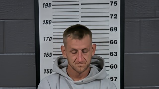 Mugshot of DANIEL L MATTHEWS