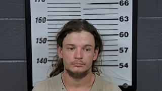 Mugshot of MICHAEL L LLOYD