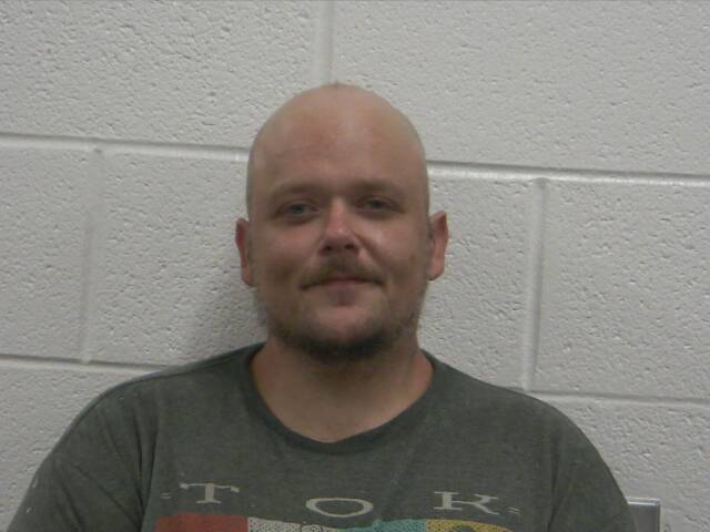 Mugshot of JARED W LINHOLM