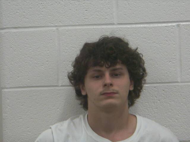 Mugshot of ISAIAH Z LOWE
