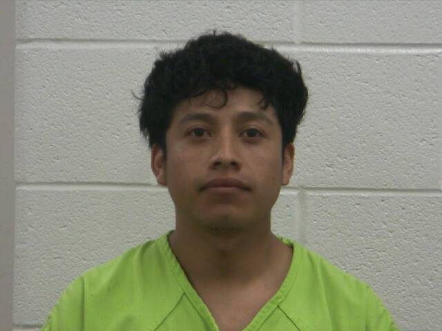 Mugshot of JOSE D VELAZQUEZ