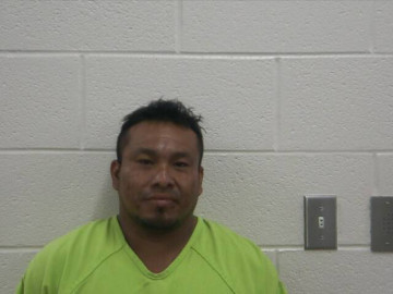 Mugshot of ROBERLO R HERNANDEZ