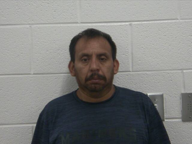Mugshot of JOSE L GONZALEZ