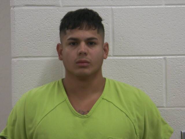 Mugshot of JORGE R MERAZ