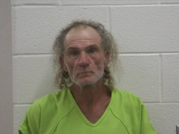 Mugshot of FLOYD J MULLINS