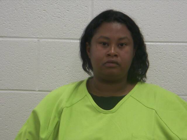 Mugshot of EBONY J BRICE