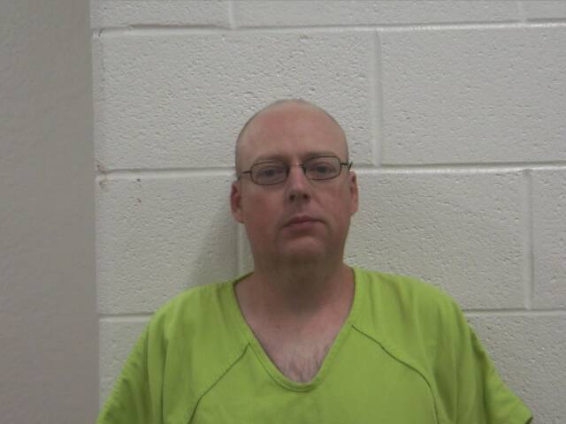 Mugshot of DUSTIN H GARLAND