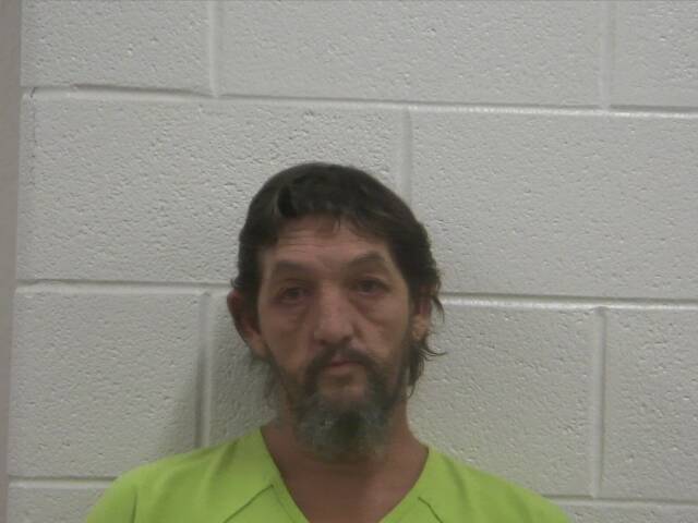 Mugshot of DENNIS R JR DAVIS
