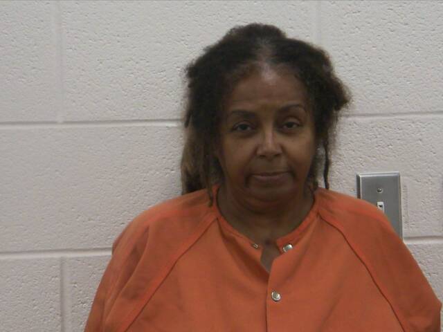 Mugshot of PRIMA R DONALDSON