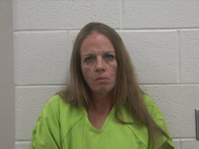 Mugshot of AMBER L POLLARD