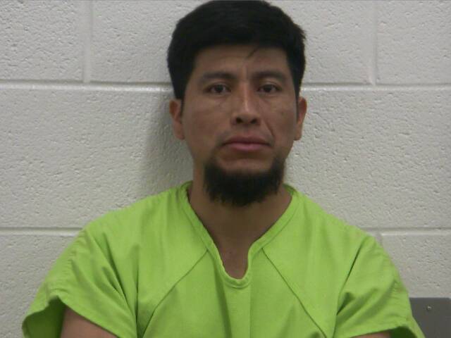 Mugshot of ELIAS N ESCALANTE MORALES