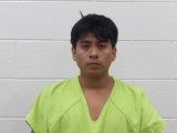 Mugshot of LISANDRO N ALMARAZ ALMARAZ