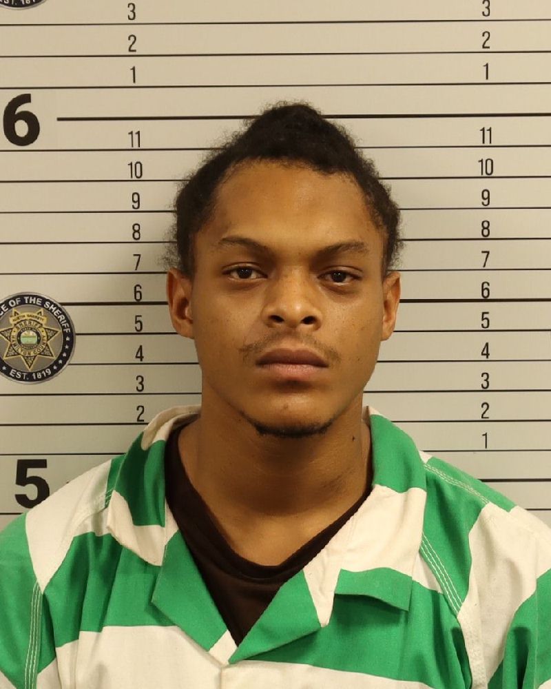 Mugshot of LADARRIUS LEBRON SLATER
