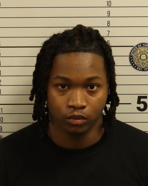 Mugshot of DERRICK EZEL HOLMES