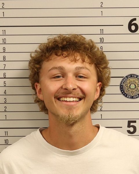 Mugshot of ASHTON ISIAH NELSON
