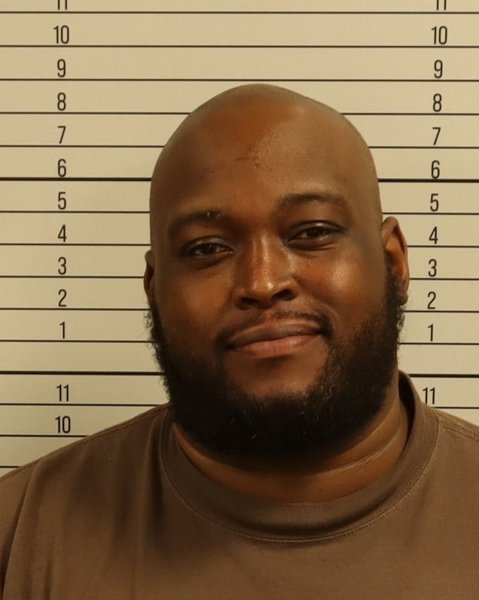 Mugshot of MILTON EARL EVANS