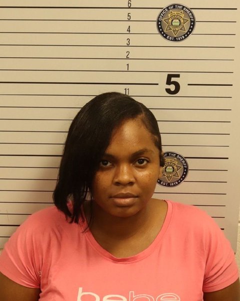 Mugshot of BERNEISHA NICOLE GLOVER