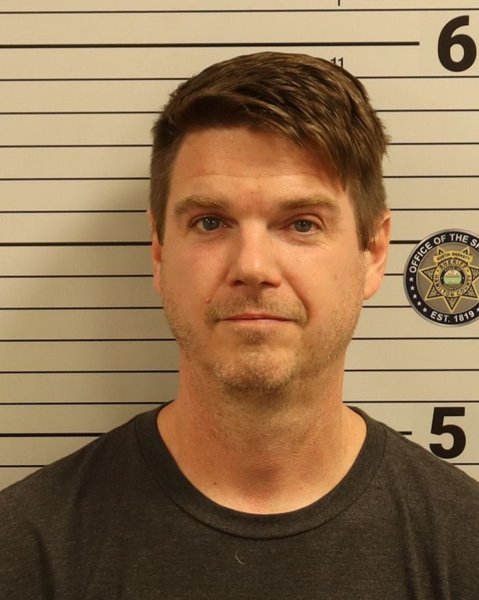 Mugshot of ROBERT CHARLES DRESSER