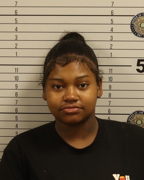Mugshot of KEUNDRA KYSHAYE DOUGLAS