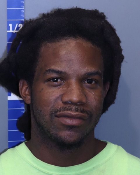 Mugshot of LATERRIS M HOLLINS