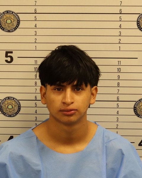 Mugshot of YOVANY RONALDO LUCAS-AGUILAR