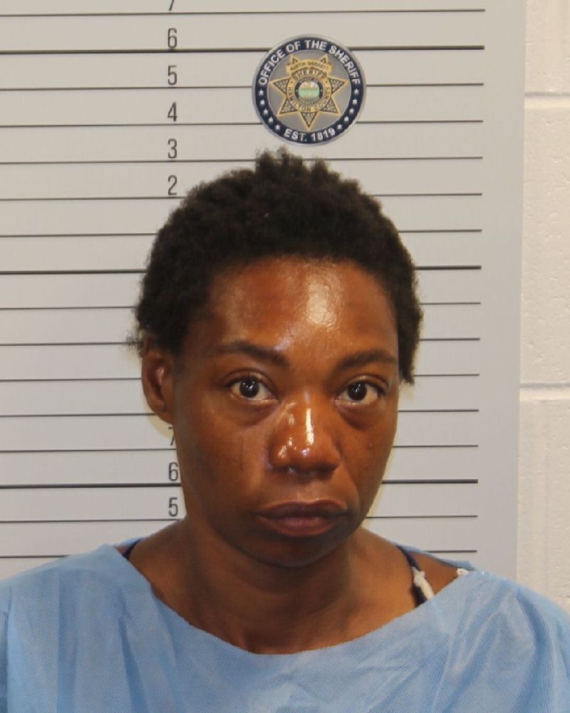 Mugshot of MICHELLE FAYE ARNOLD