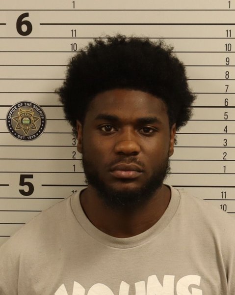 Mugshot of DONYEL VOTRA SMITH