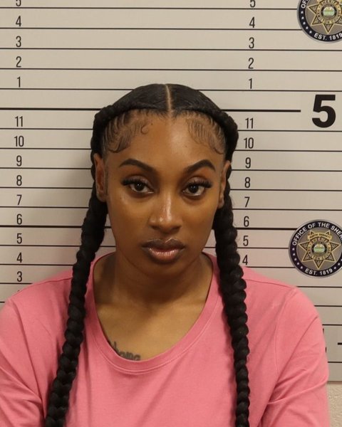 Mugshot of BETTY OMEISHIA LEATH