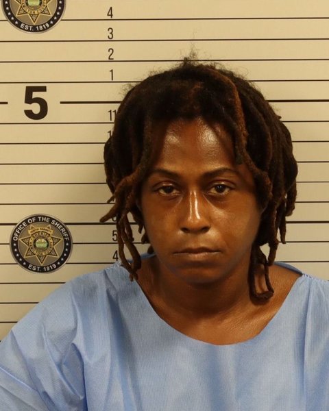 Mugshot of ALEAH DOMONIQUE WALKER