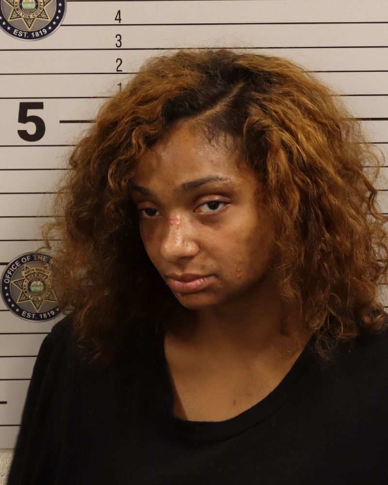 Mugshot of NIKKARRA GHESSIANIE CRISP