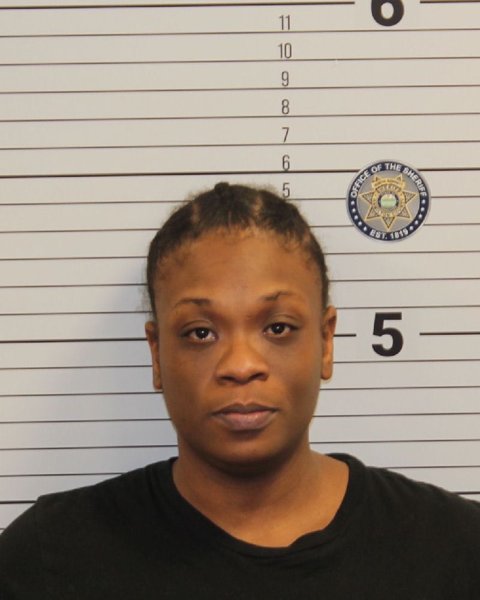 Mugshot of TANISHA LESHAY BONDS