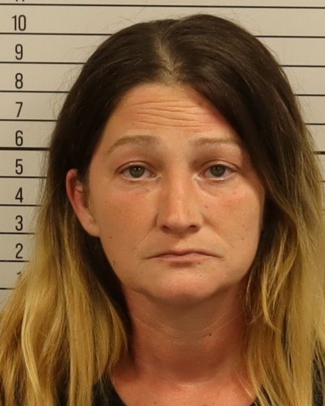 Mugshot of JENNIFER LYNNE COFER