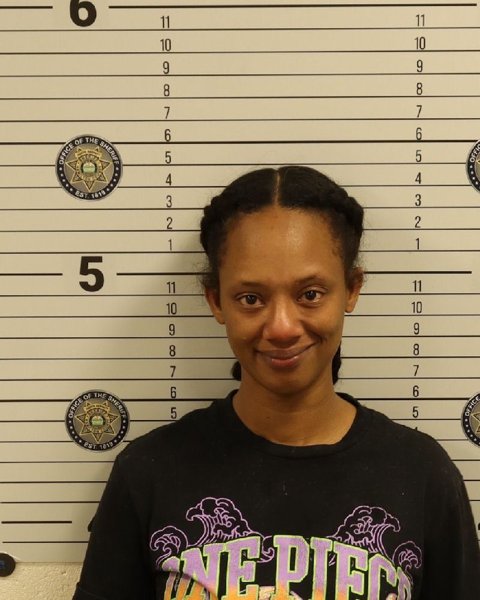 Mugshot of AMBER LAMIA FREEMAN