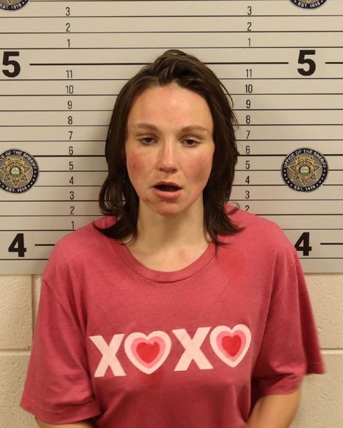 Mugshot of KELLY LYNN BEELER