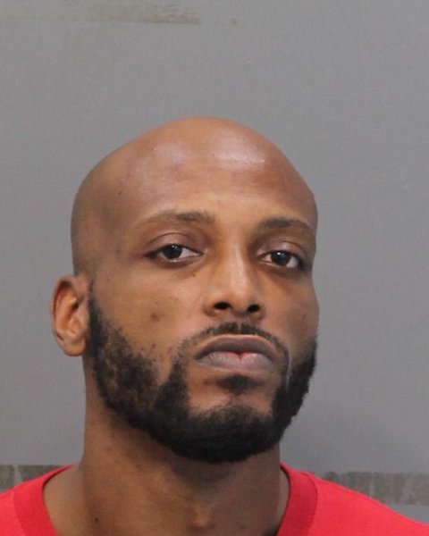 Mugshot of CEDERICK B SANDERS