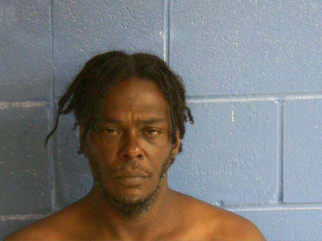 Mugshot of CHARLIE B HUDDLESTON