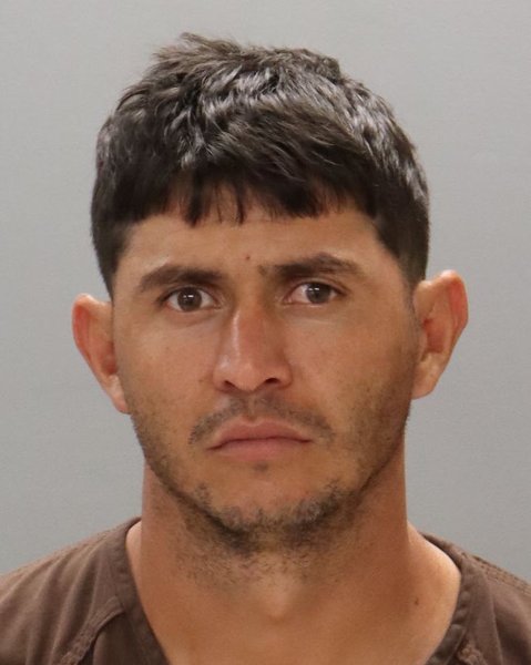Mugshot of OSCAR CASTELLANOS-PEREZ